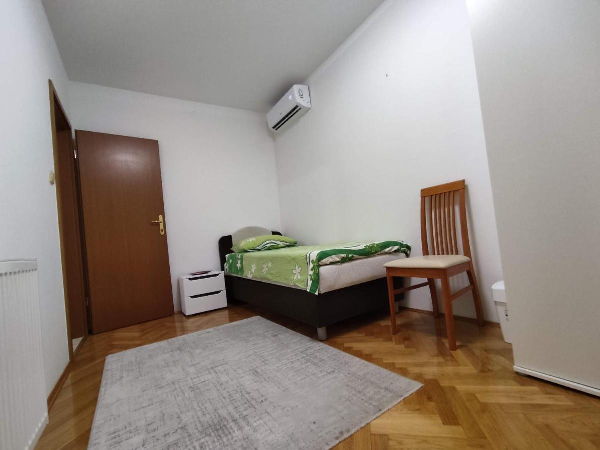 "Idea" Room With Free Parking スプリト エクステリア 写真